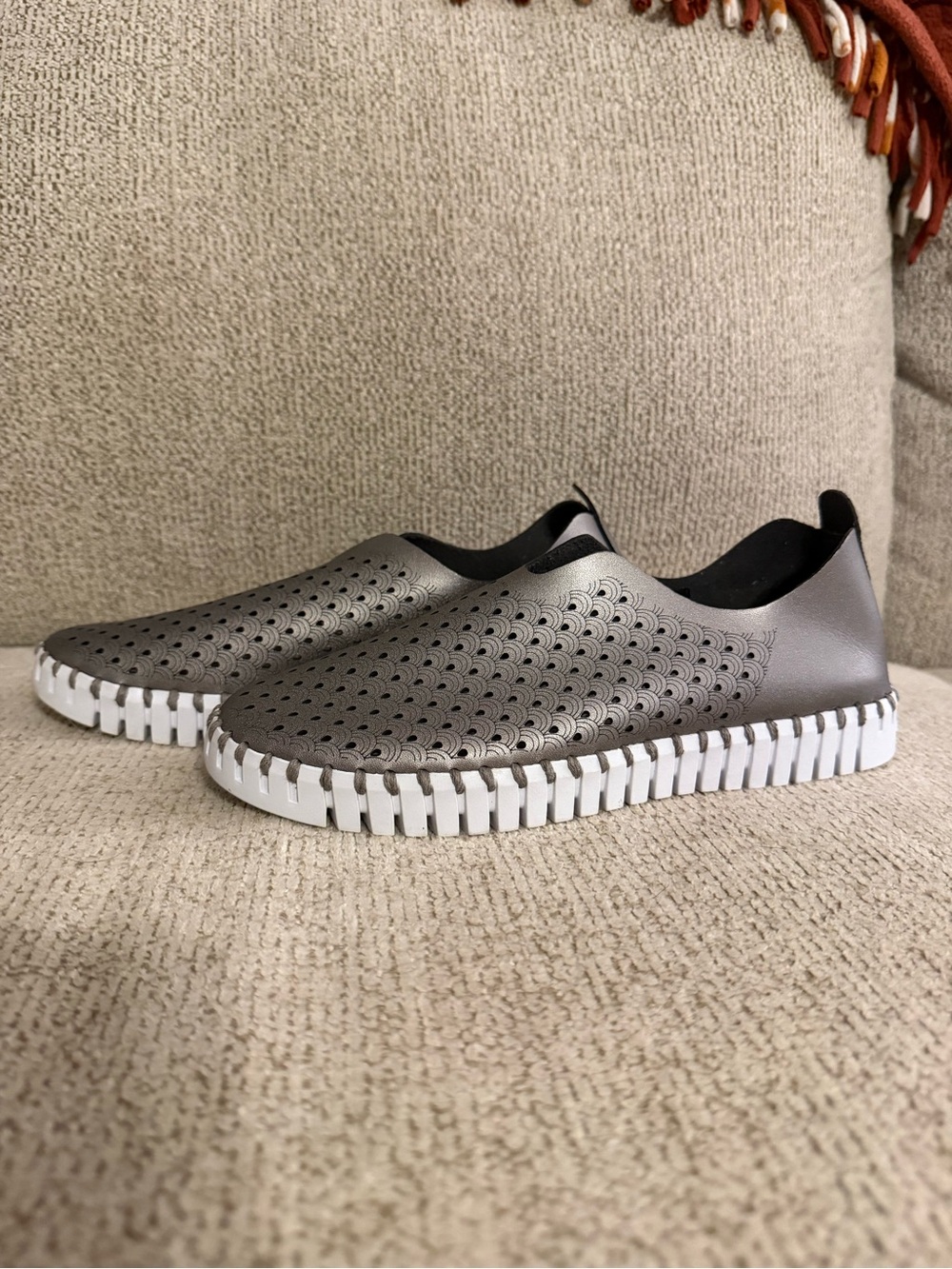 Isle Jacobsen Tuilp 3576 - Gunmetal Size 38